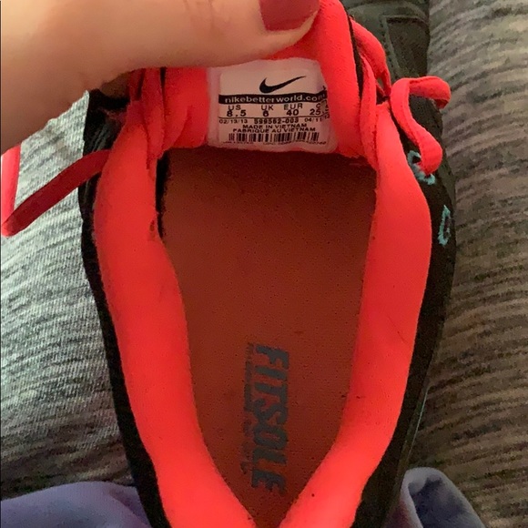 Nike REAX RUN 8 size 8.5 in Women’s - Picture 4 of 6